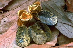 rosenohrschmuck goldenbrown